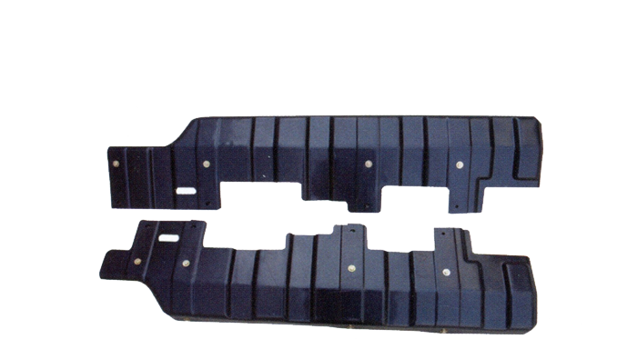 H3双排发动机下挡泥板